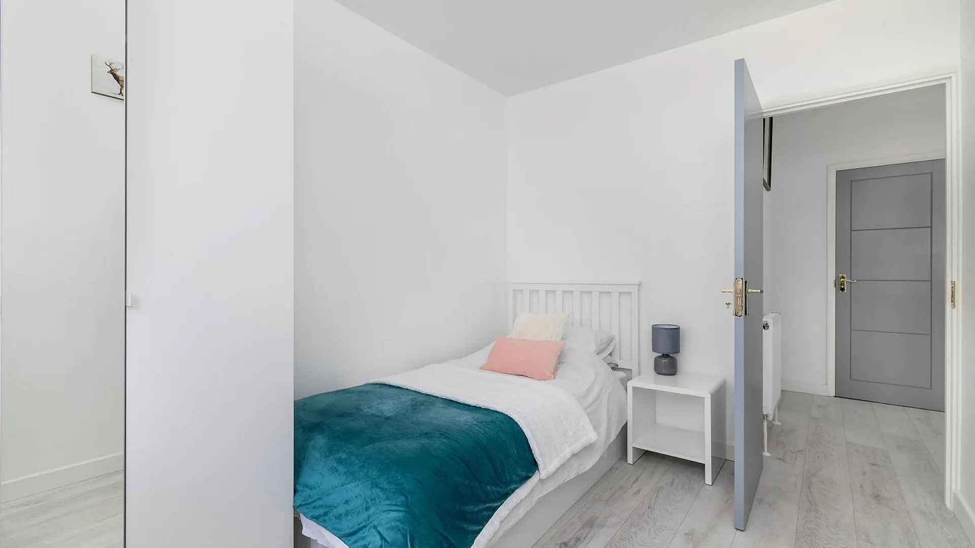 A Stunning Flat In London, Gants Hill Apartment Redbridge