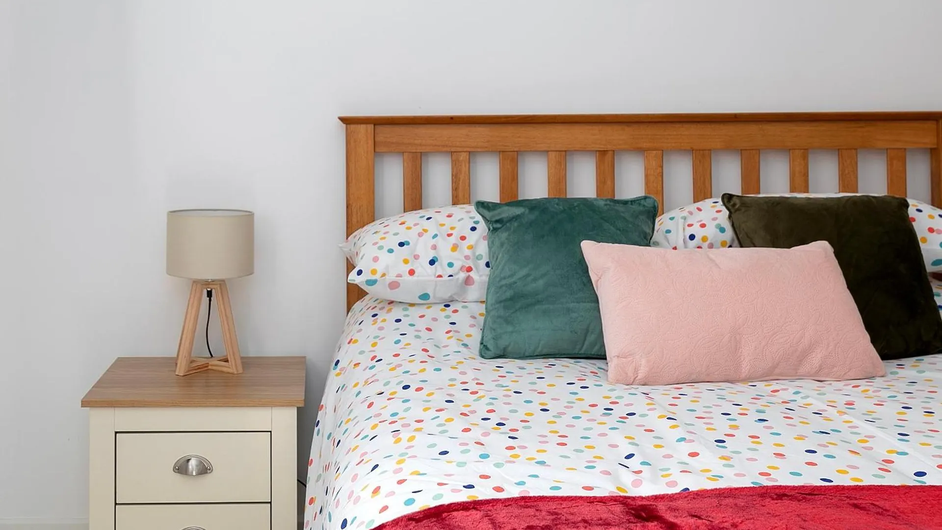 A Stunning Flat In London, Gants Hill Apartment Redbridge
